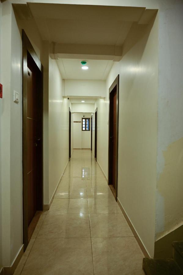 Hotel Diamora Residency Thane Ngoại thất bức ảnh