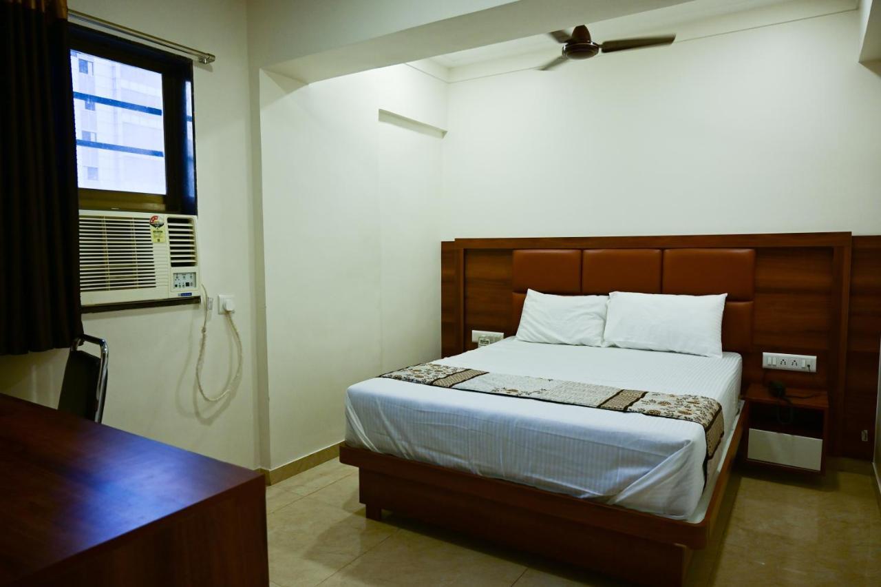 Hotel Diamora Residency Thane Ngoại thất bức ảnh