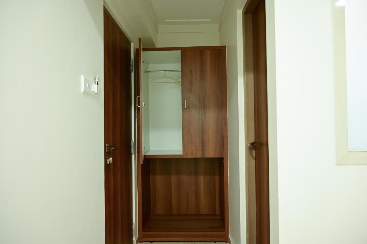 Hotel Diamora Residency Thane Ngoại thất bức ảnh
