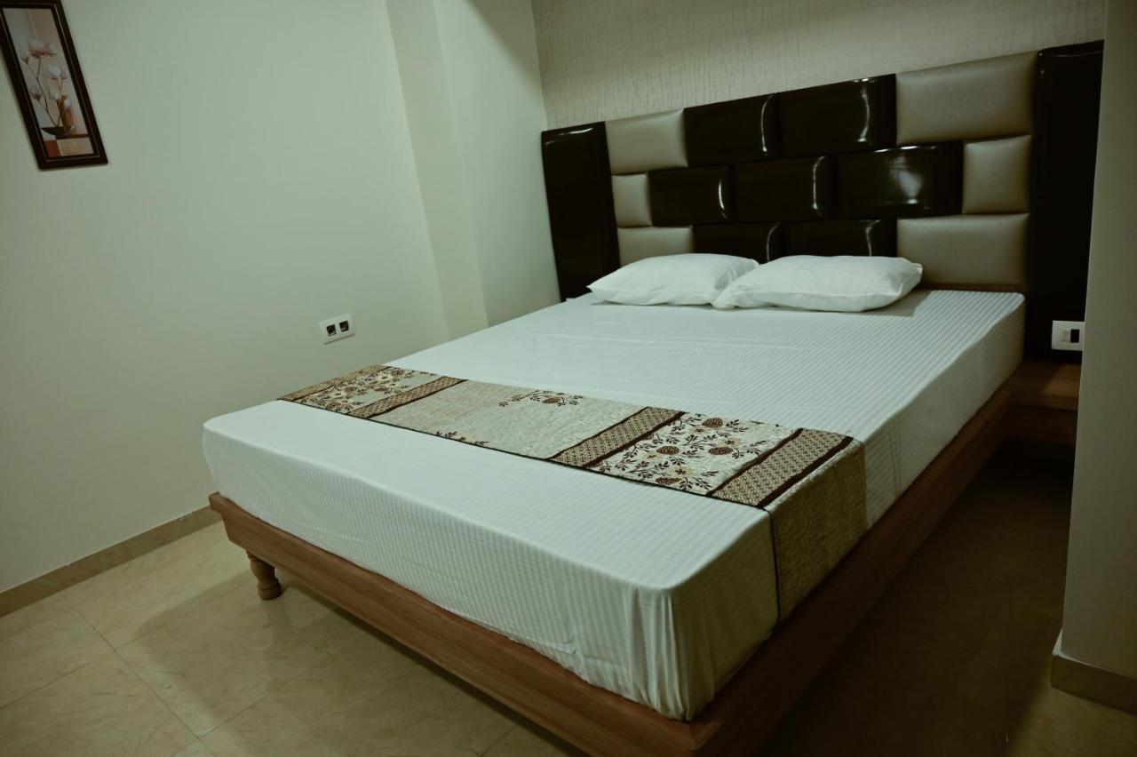 Hotel Diamora Residency Thane Ngoại thất bức ảnh
