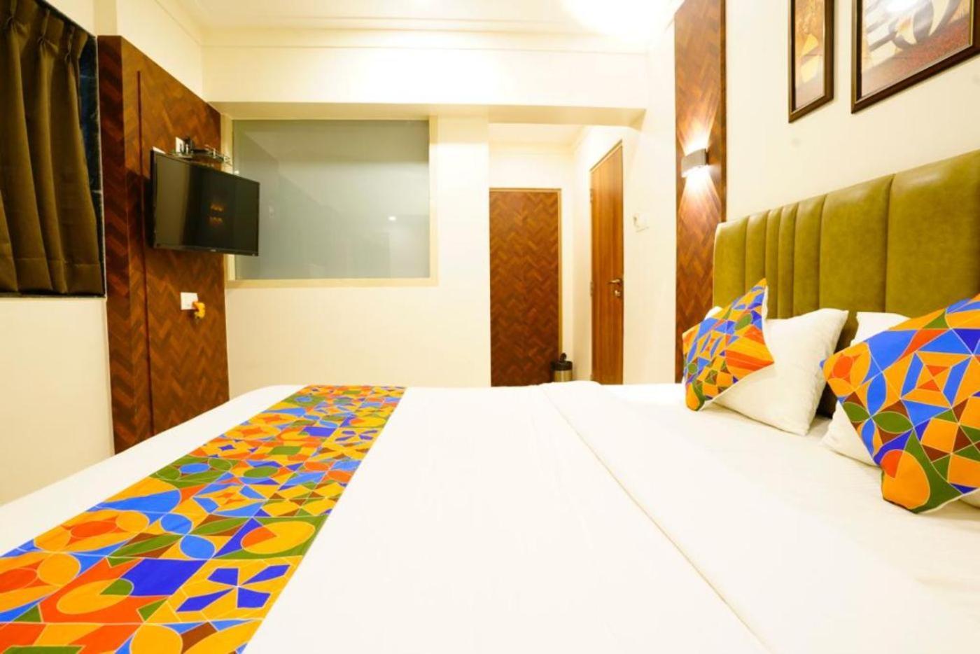 Hotel Diamora Residency Thane Ngoại thất bức ảnh