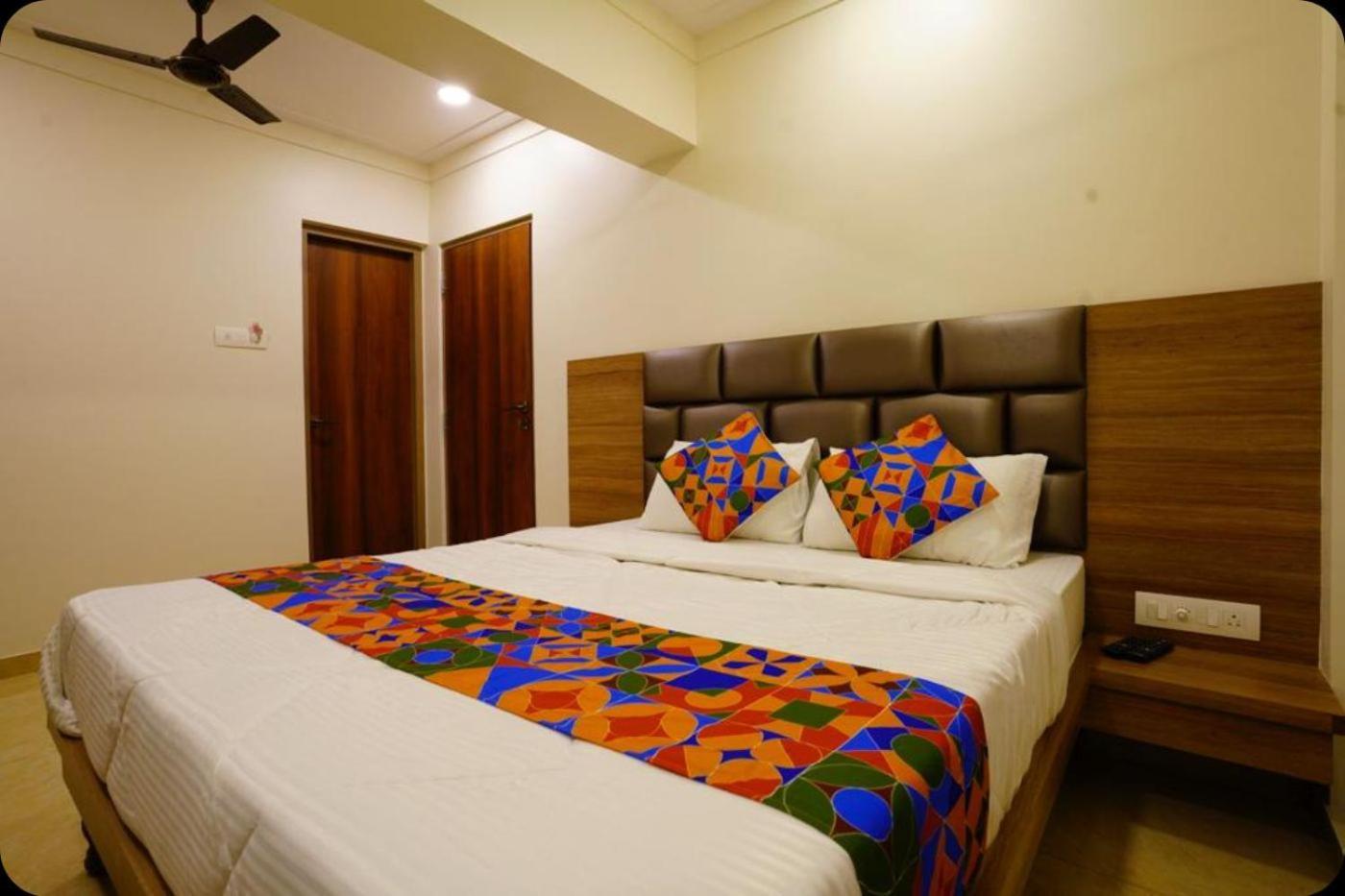 Hotel Diamora Residency Thane Ngoại thất bức ảnh